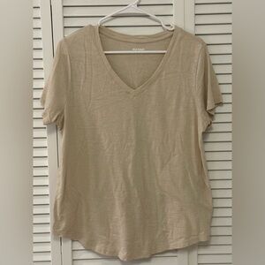 3/$15 or 5/$20 - Old Navy Everywear Cotton V Neck T-shirt